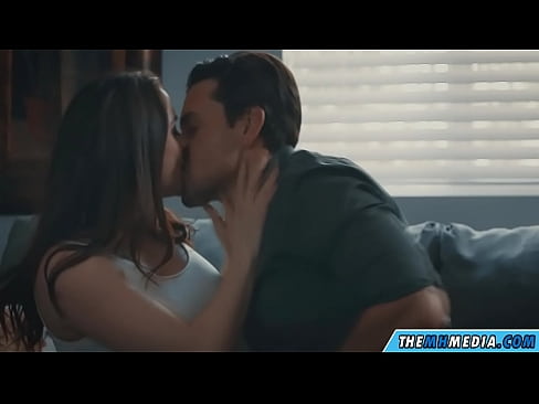 ❤️ Sexe romàntic amb una bona mare tetona ❤️❌ Porno a nosaltres ❤