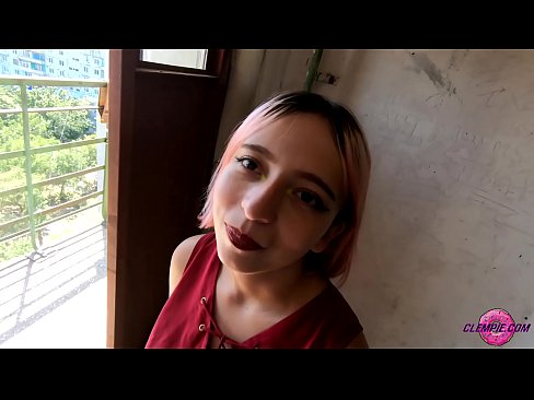 ❤️ Student Sensual xucla un desconegut a l'Outback - Cum a la cara ❤️❌ Porno a nosaltres ❤